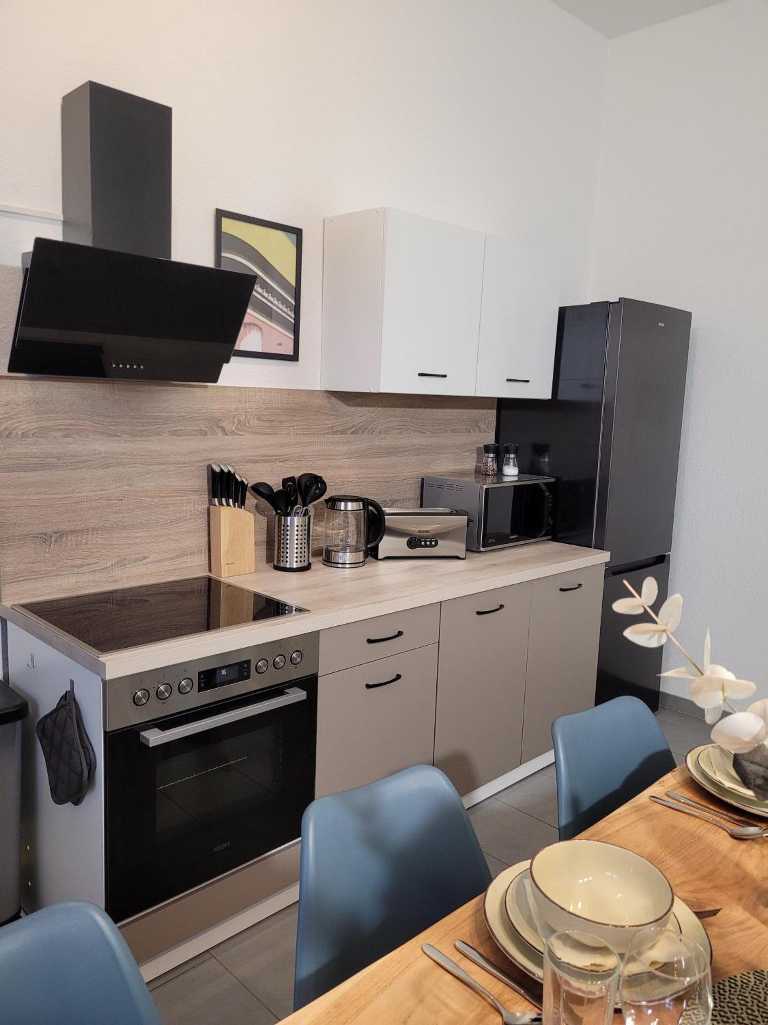 T21 - Apartment Direkt Im Zentrum Mit Parkplatz 开姆尼茨 外观 照片