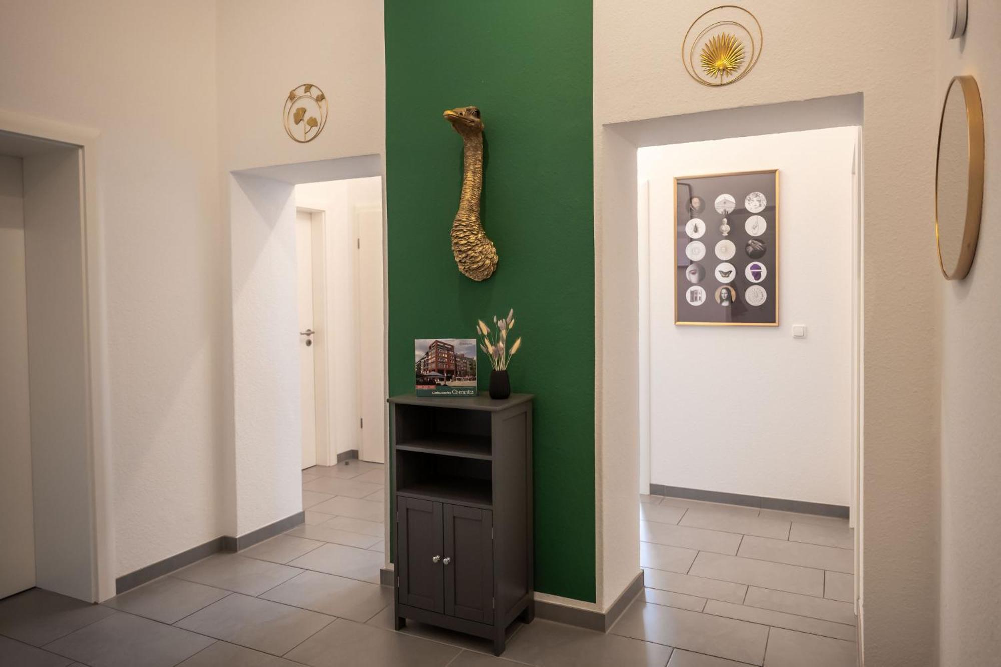 T21 - Apartment Direkt Im Zentrum Mit Parkplatz 开姆尼茨 外观 照片